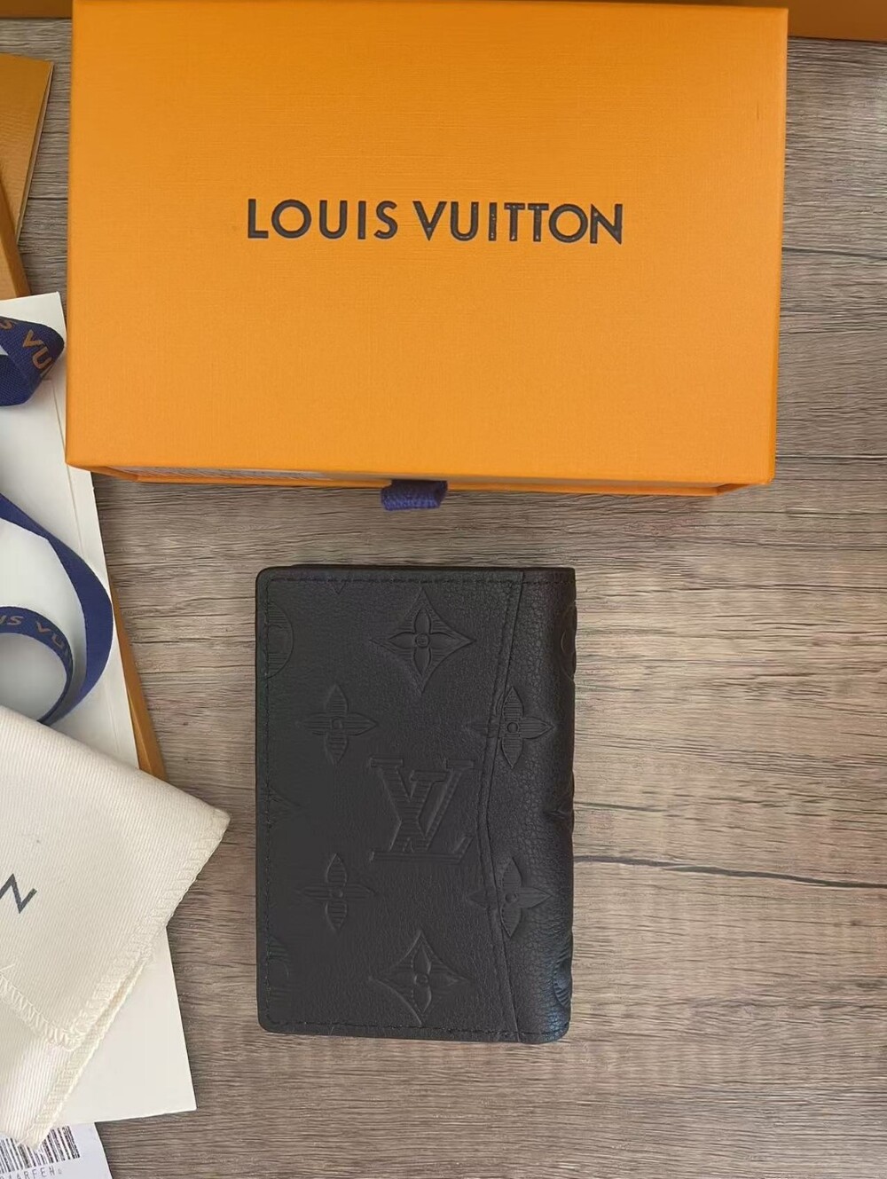 Louis Vuitton Pocket Organizer - Picture 3 of 10